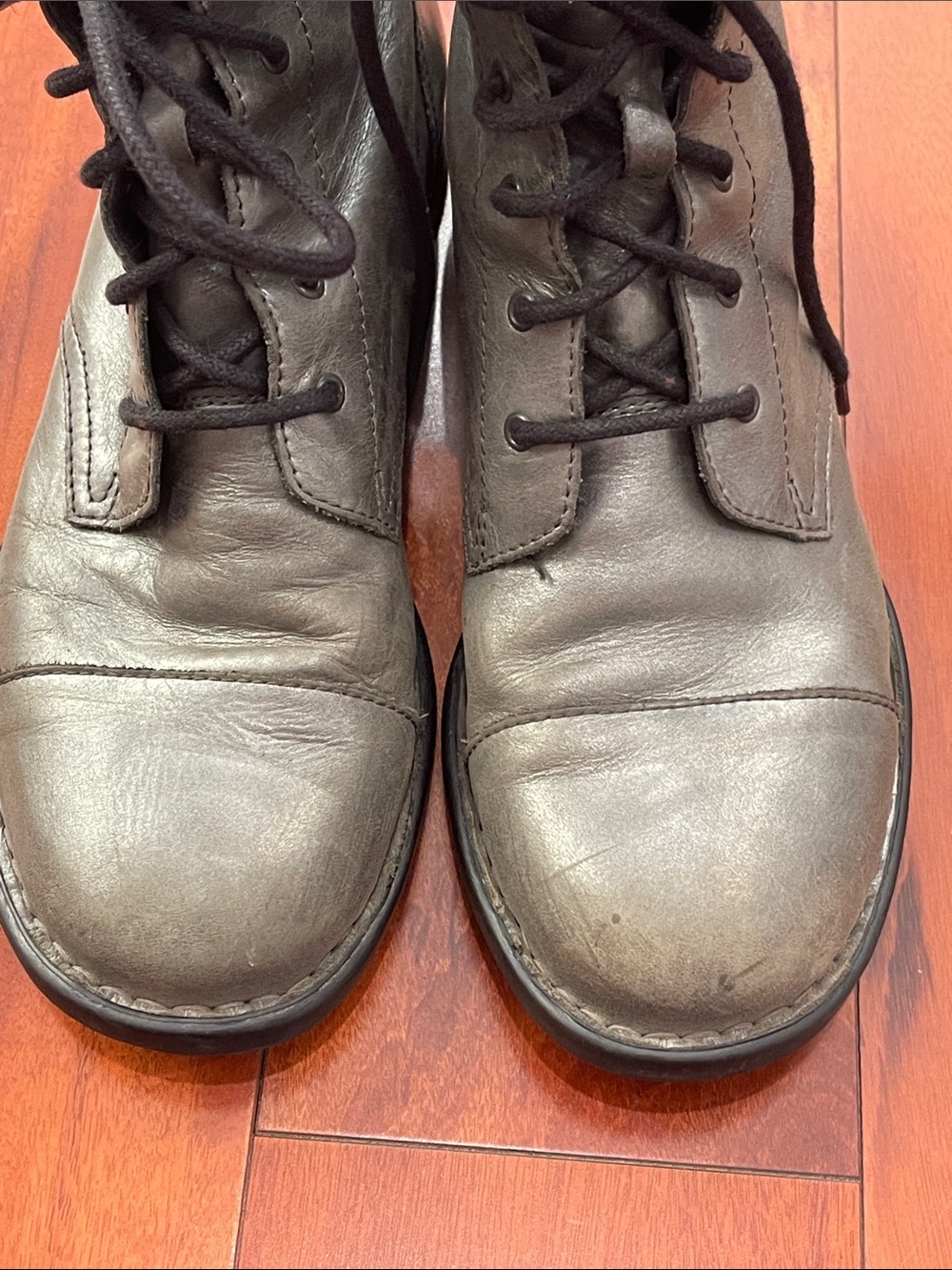 Born Silver Gray Lace-Up Leather Combat Boots - Women size 9/40 - Picture 4 of 9